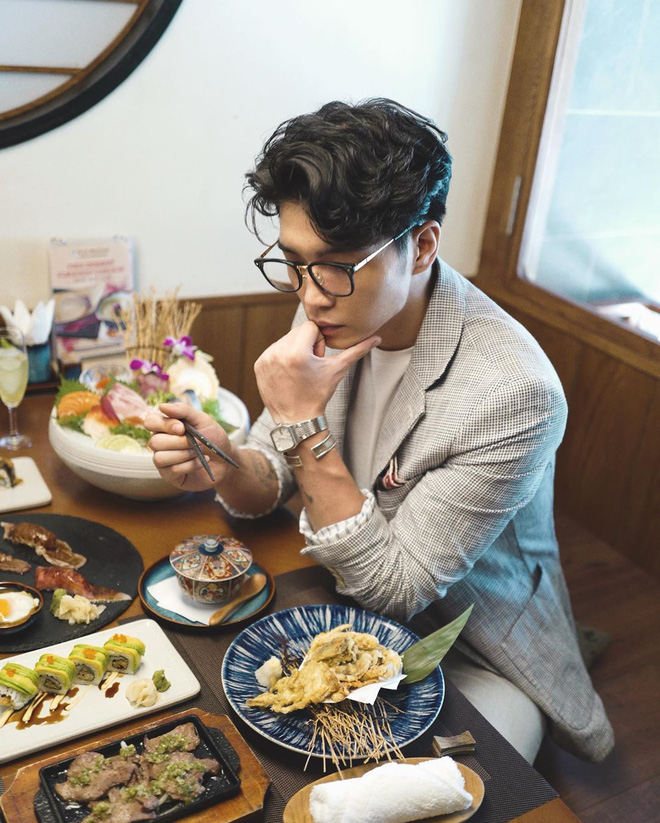 Huy Trần và Matt Liu - 2 cực phẩm lọt mắt xanh của Hương Giang: Một chín một mười về cả nhan sắc, sự nghiệp lẫn độ giàu có - Ảnh 20. Huy Trần và Matt Liu - 2 cực phẩm lọt mắt xanh của Hương Giang: Một chín một mười về cả nhan sắc, sự nghiệp lẫn độ giàu có - Ảnh 20.