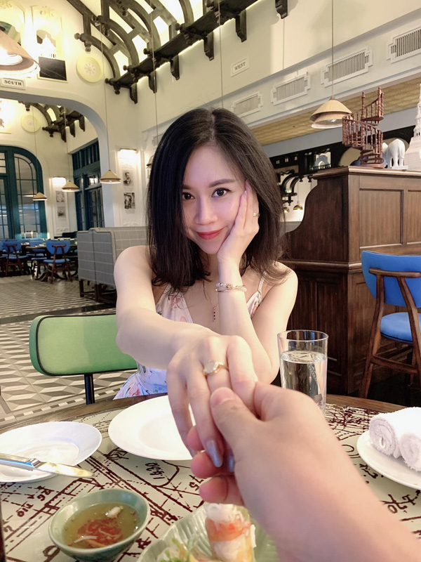 MC Tuấn Tú và cuộc sống ngọt ngào bên vợ đã giỏi còn giàu - Ảnh 5. MC Tuấn Tú và cuộc sống ngọt ngào bên vợ đã giỏi còn giàu - Ảnh 5.