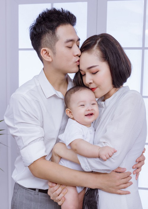 Vợ Đinh Ứng Phi Trường: Anh Trường nói với tôi em có đi xe lăn cả đời, anh vẫn quyết lấy em - Ảnh 4.