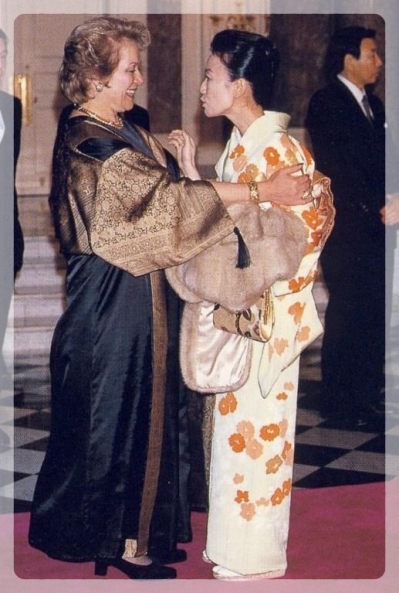 Nàng dâu được trọng vọng nhất hoàng gia Nhật: Để hoàng tử chờ 7 năm mới gật đầu đồng ý kết hôn, chinh phục nhà chồng nhờ tài đức vẹn toàn - Ảnh 7.