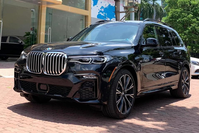 BMW X7 nhập tư hạ giá sốc: Rẻ hơn nửa tỷ đồng so với xe chính hãng, làm khó Lexus LX 570 - Ảnh 4.