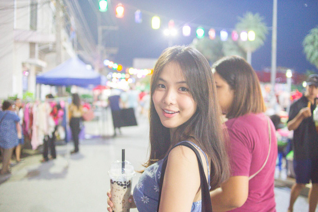 Dân mạng Trung Quốc phát sốt vì hot girl trà sữa Thái Lan, không giấu giếm mình là người chuyển giới - Ảnh 4.