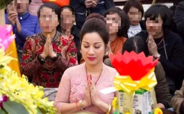 Cùng tội danh, vợ Đường Nhuệ bực tức tại tòa vì bản án bị đề nghị ngang Giám đốc Trung tâm dịch vụ đấu giá