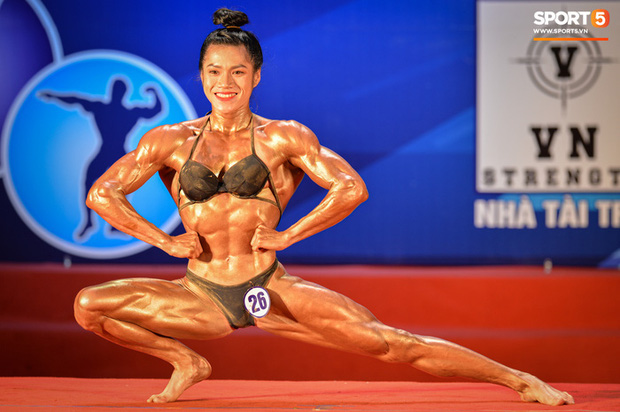 Búp bê cơ bắp kiêm hot TikToker Trần Ny Ny thắng tuyệt đối ở hạng 55 cân nữ giải thể hình các CLB toàn quốc - Ảnh 2.