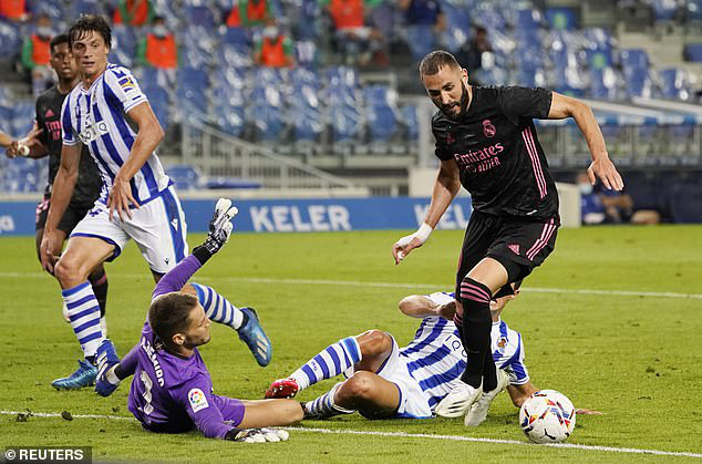 Real Sociedad 0-0 Real Madrid: Khởi đầu nhọc nhằn cho nhà ĐKVĐ - Ảnh 1.