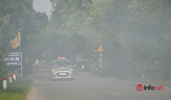 Mùa hun khói ở Hà Nội, máy bay cũng ngán sợ - Ảnh 11.