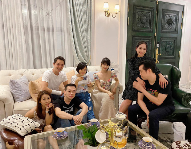 Dương Khắc Linh - Sara Lưu tụ họp tại biệt thự triệu đô của vợ chồng Đăng Khôi, sáng nhất nhan sắc gái 2 con Thuỷ Anh - Ảnh 2.