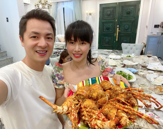 Dương Khắc Linh - Sara Lưu tụ họp tại biệt thự triệu đô của vợ chồng Đăng Khôi, sáng nhất nhan sắc gái 2 con Thuỷ Anh - Ảnh 3.