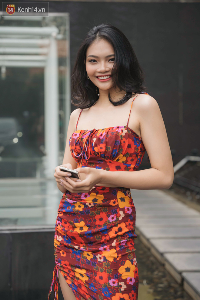 So ảnh trên mạng và chụp thực tế tại vòng sơ khảo của dàn thí sinh Hoa hậu Việt Nam 2020: Liệu có ai mất phong độ? - Ảnh 4.