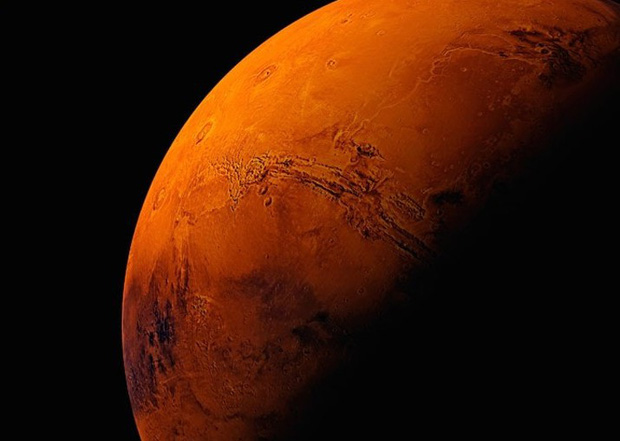 Lý giải khoa học: Vì sao Sao Hỏa lại có màu đỏ? - Ảnh 1.