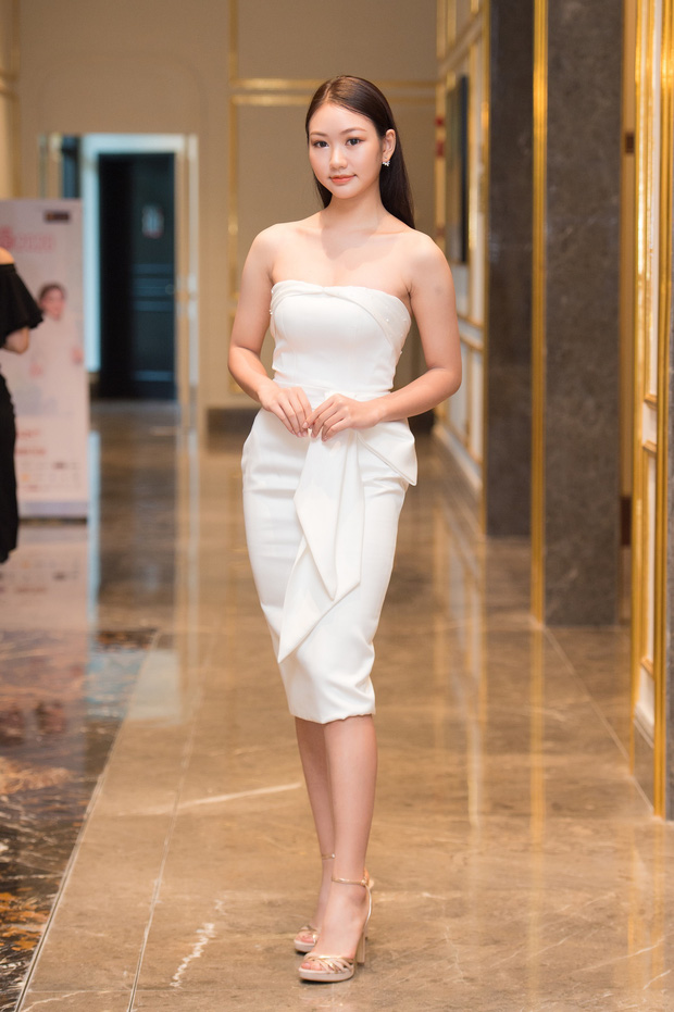 Dàn thí sinh đổ bộ sơ khảo miền Bắc Hoa hậu Việt Nam 2020: Bản sao Châu Bùi nổi bần bật, thí sinh diện váy bánh bèo gây chú ý - Ảnh 11.