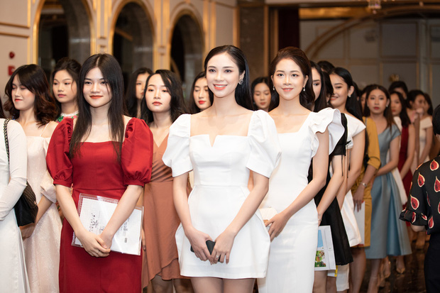 Dàn thí sinh đổ bộ sơ khảo miền Bắc Hoa hậu Việt Nam 2020: Bản sao Châu Bùi nổi bần bật, thí sinh diện váy bánh bèo gây chú ý - Ảnh 13.