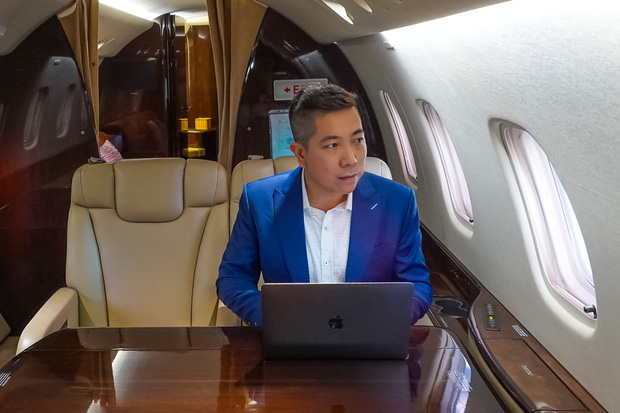 YouTuber bị gắn mác “giàu ngầm” của Việt Nam: Từng đến 30 quốc gia, mỗi năm đổ hết tiền bạc đi hơn trăm chuyến bay xa xỉ để review - Ảnh 6.