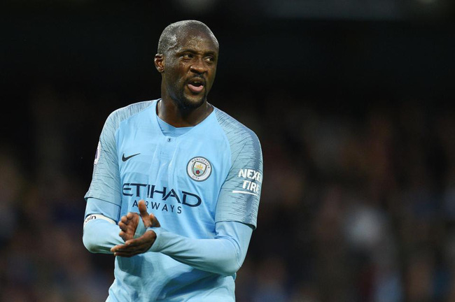 SỐC: Yaya Toure môi giới gái mại dâm, bị đồng đội đuổi cổ - Ảnh 1.