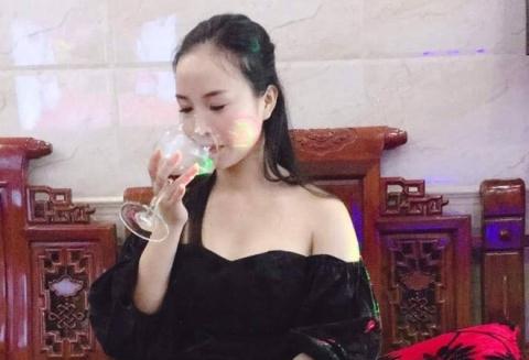 Bà trùm cầm đầu đường dây lô đề trăm tỷ: Xinh đẹp, lắm tiền nhưng vẫn bán bánh mướt hàng ngày - Ảnh 4.