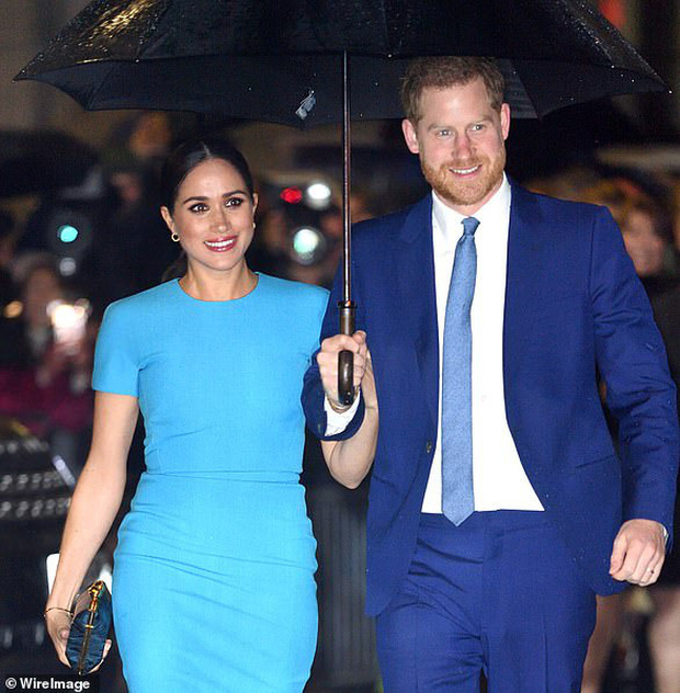 Meghan Markle bị khán giả Netflix từ chối, cùng chồng nhận chỉ trích không biết xấu hổ khi làm phim về Công nương Diana - Ảnh 1.