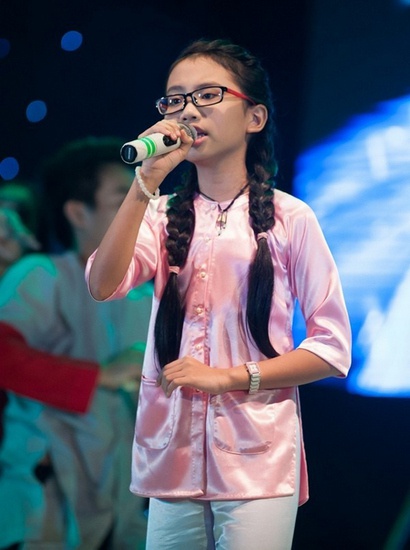 Phương Mỹ Chi: Mẹ tôi chết sững người, không kịp chạy lên bịt miệng tôi - Ảnh 4. Phương Mỹ Chi: Mẹ tôi chết sững người, không kịp chạy lên bịt miệng tôi - Ảnh 4.