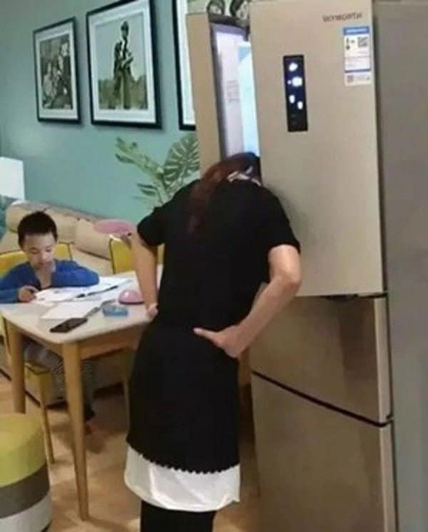 Năm học mới vừa bắt đầu được 3 ngày nhưng phụ huynh đã rần rần chia sẻ chùm ảnh này và kêu cứu: Ai kèm con học hộ tôi với, mệt mỏi lắm rồi đây này! - Ảnh 6. Năm học mới vừa bắt đầu được 3 ngày nhưng phụ huynh đã rần rần chia sẻ chùm ảnh này và kêu cứu: Ai kèm con học hộ tôi với, mệt mỏi lắm rồi đây này! - Ảnh 6.