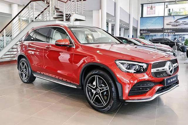 12 dòng Mercedes-Benz tại Việt Nam tăng giá đến hơn trăm triệu nhưng 8 dòng được ưu đãi tới gần 300 triệu đồng - Ảnh 2.