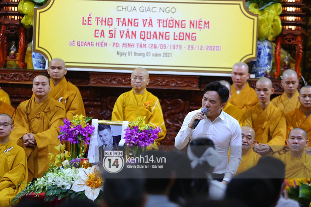 Cập nhật tang lễ NS Vân Quang Long: Lam Trường lặng lẽ đến viếng, rơi nước mắt với hình ảnh các con của cố NS chắp tay cảm ơn từng người - Ảnh 19.