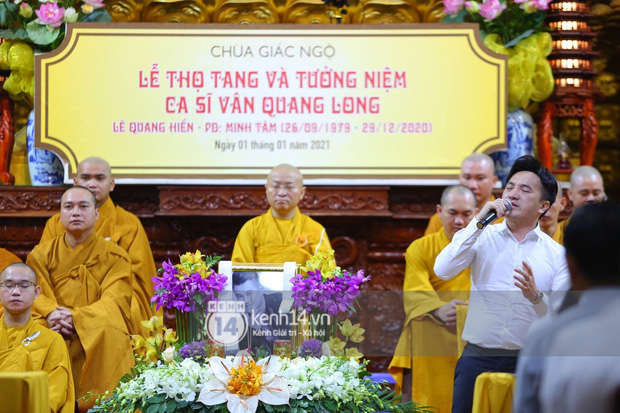 Cập nhật tang lễ NS Vân Quang Long: Lam Trường lặng lẽ đến viếng, rơi nước mắt với hình ảnh các con của cố NS chắp tay cảm ơn từng người - Ảnh 20. Cập nhật tang lễ NS Vân Quang Long: Lam Trường lặng lẽ đến viếng, rơi nước mắt với hình ảnh các con của cố NS chắp tay cảm ơn từng người - Ảnh 20.