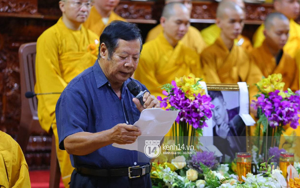 Cập nhật tang lễ NS Vân Quang Long: Lam Trường lặng lẽ đến viếng, rơi nước mắt với hình ảnh các con của cố NS chắp tay cảm ơn từng người - Ảnh 35. Cập nhật tang lễ NS Vân Quang Long: Lam Trường lặng lẽ đến viếng, rơi nước mắt với hình ảnh các con của cố NS chắp tay cảm ơn từng người - Ảnh 35.