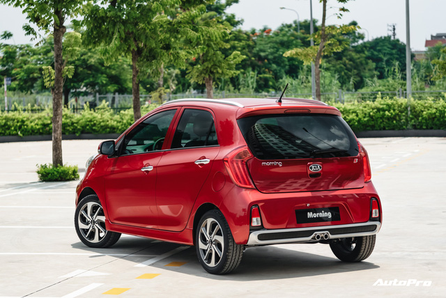 Từ xe rẻ nhất tới đắt nhất, đây là những kỷ lục thị trường ô tô Việt năm 2020 - Ảnh 7.