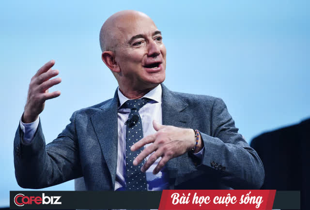 Phép toán Jeff Bezos dùng để chứng minh giấc ngủ 8 tiếng là con số ‘vàng’: Thức thêm vài tiếng chưa chắc đã tốt hơn! - Ảnh 1.