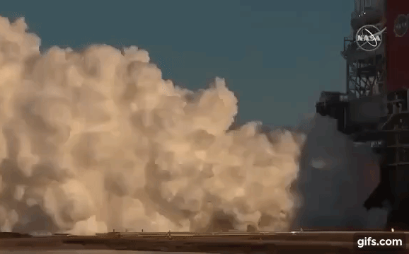 Động cơ "quái vật" của NASA trình làng thành công: Thế giới có tên lửa đẩy mạnh nhất hành tinh