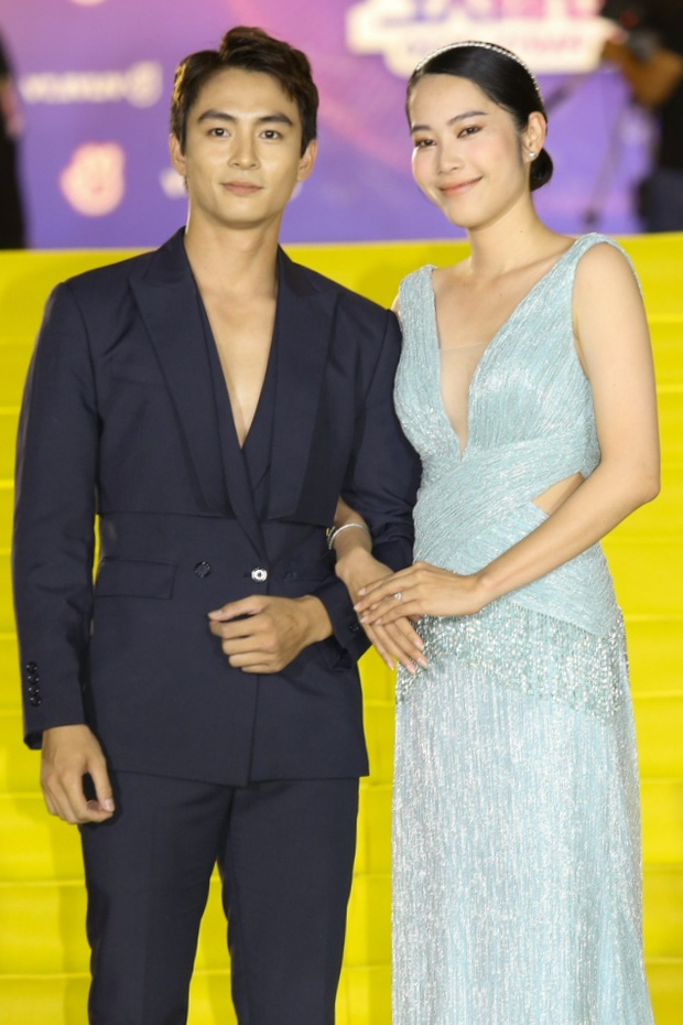 WeChoice Awards 2020 là đại hội sum vầy của các couple Vbiz hay gì? Binz - Châu Bùi, Phillip - Linh Rin đủ cả nhưng chưa phải là hot nhất! - Ảnh 3.