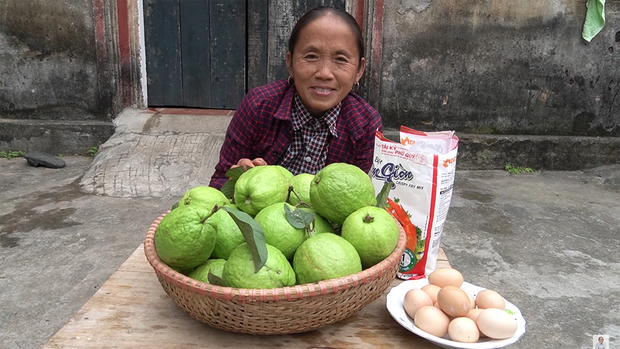 Hiếm khi mới thấy Bà Tân Vlog làm món độc lạ thế này, nghe tên xong nhiều người sẽ phải bất ngờ - Ảnh 1.