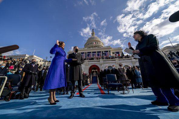 Trump cố tình làm điều này khiến ông Biden phải chờ đợi bên ngoài Nhà Trắng ngày nhậm chức? - Ảnh 1.