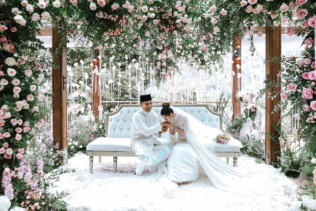 Tổ chức hôn lễ xa hoa bậc nhất năm 2018, ái nữ của đại gia giàu nhất Malaysia giờ có cuộc sống ra sao? - Ảnh 2.
