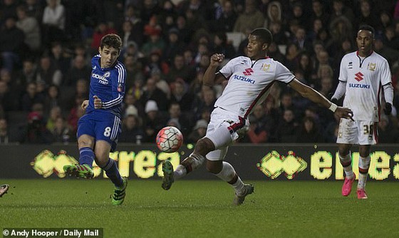 Oscar muốn trở lại Chelsea để viết tiếp ‘câu chuyện đẹp’ ở Stamford Bridge - Ảnh 1.