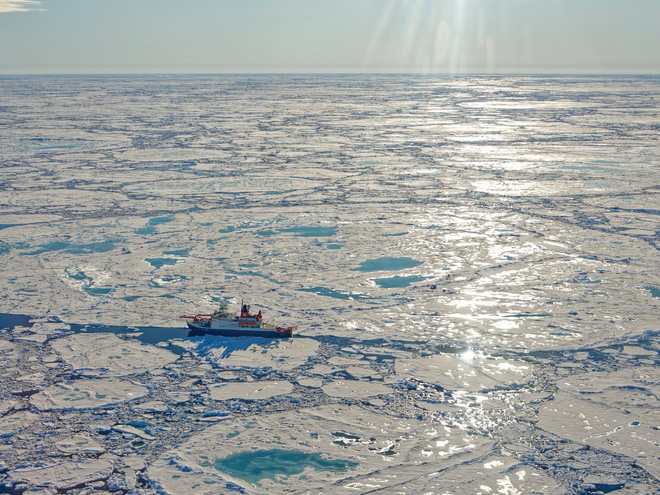Quả bom hẹn giờ đe dọa Trái Đất đang ẩn mình dưới lớp băng vĩnh cửu của Bắc Băng Dương - Ảnh 1.