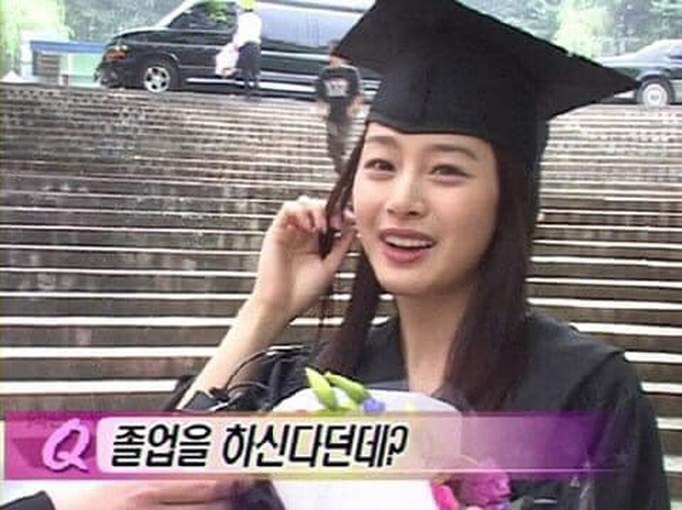 Hot lại bộ ảnh Kim Tae Hee thời sinh viên: Nhan sắc chấp camera mờ nhòe, bảo sao thành nữ thần Đại học Quốc gia Seoul - Ảnh 8.