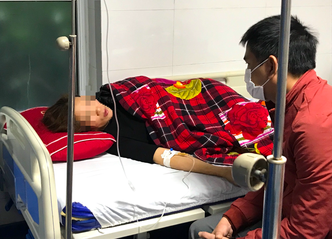 Vụ 2 mẹ con nghi bị đánh thuốc mê ở Nghệ An: Lời kể của cô gái 19 tuổi - Ảnh 1. Vụ 2 mẹ con nghi bị đánh thuốc mê ở Nghệ An: Lời kể của cô gái 19 tuổi - Ảnh 1.