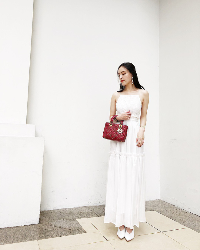 Hội chị - em đình đám của sao Vbiz: Nhà Nhã Phương gen quá trội, Ngọc Trinh nóng bỏng vẫn bị lu mờ bởi chị gái vì điểm này? - Ảnh 16. Hội chị - em đình đám của sao Vbiz: Nhà Nhã Phương gen quá trội, Ngọc Trinh nóng bỏng vẫn bị lu mờ bởi chị gái vì điểm này? - Ảnh 16.