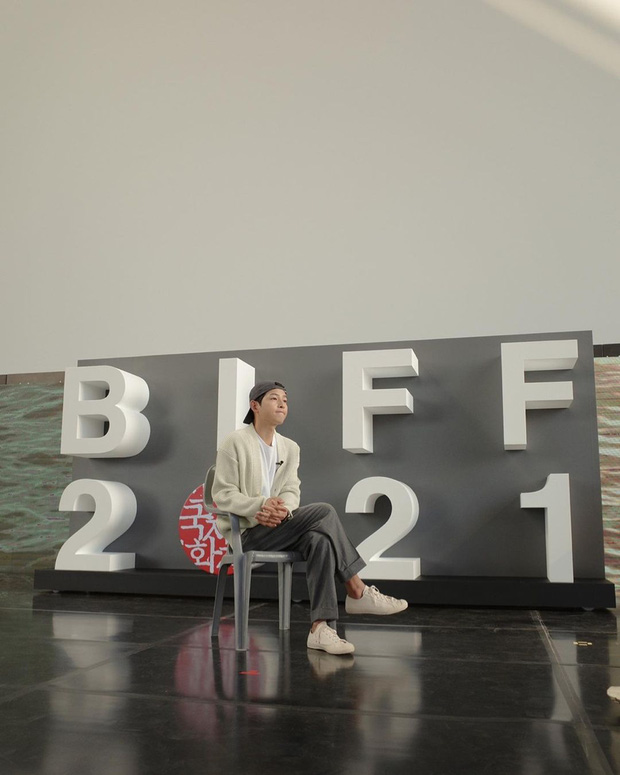 Mặc vợ cũ Song Hye Kyo “cà khịa”, Song Joong Ki có động thái gây nổ MXH, thu về triệu like sau 4 tháng lặn mất tăm - Ảnh 2.