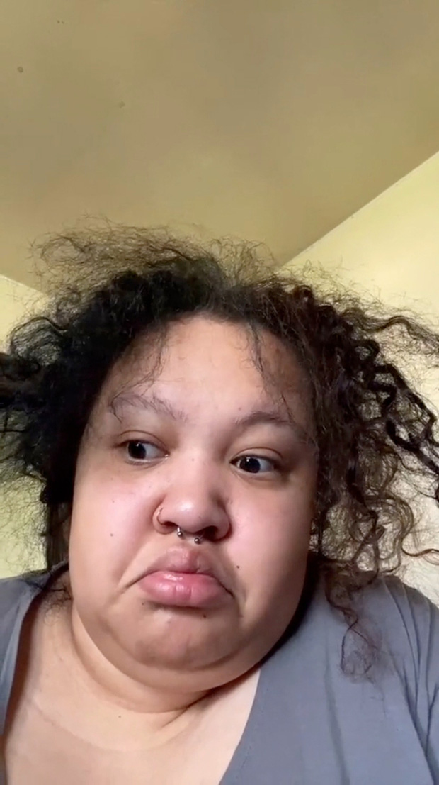 Chơi thử thách đăng ảnh trước make-up, cô nàng khiến dân mạng bùng nổ tranh cãi, khác lạ đến nỗi chính chủ bị nghi gian lận - Ảnh 4. Chơi thử thách đăng ảnh trước make-up, cô nàng khiến dân mạng bùng nổ tranh cãi, khác lạ đến nỗi chính chủ bị nghi gian lận - Ảnh 4.