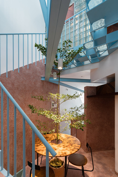 Mẹ Vĩnh Long xây nhà 140m2 cho con gái nghỉ trưa, tạo hình nhà trên cây độc đáo với sắc xanh hút hồn - Ảnh 15.