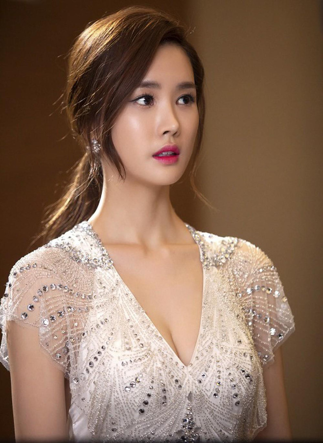 Muốn kiểm chứng thế nào là dao kéo thành công bậc nhất, nhất định phải xem màn lột xác như đổi đầu của dàn mỹ nhân Hàn này - Ảnh 17.