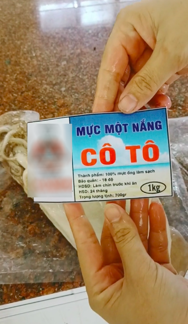 Sự thật bên trong con mực một nắng đóng gói khiến cô gái bức xúc lên tiếng: Bán buôn lươn lẹo thì mất khách hết - Ảnh 3.