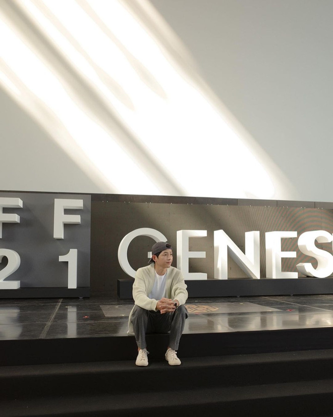 Mặc vợ cũ Song Hye Kyo “cà khịa”, Song Joong Ki có động thái gây nổ MXH, thu về triệu like sau 4 tháng lặn mất tăm - Ảnh 4.