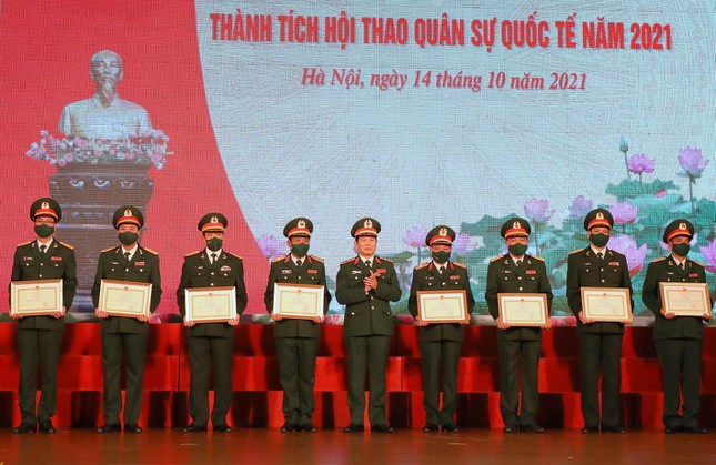 Bộ Quốc phòng tuyên dương tập thể, cá nhân xuất sắc tại Army Games 2021 - Ảnh 2.