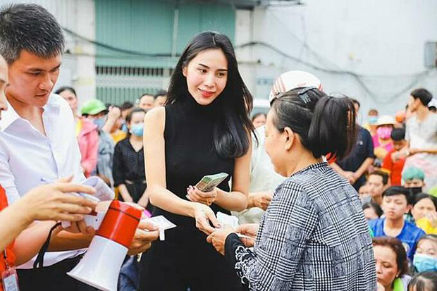 Bộ Công an yêu cầu rà soát tài khoản từ thiện của nghệ sĩ: Ngân hàng MB và Techcombank lên tiếng - Ảnh 1.