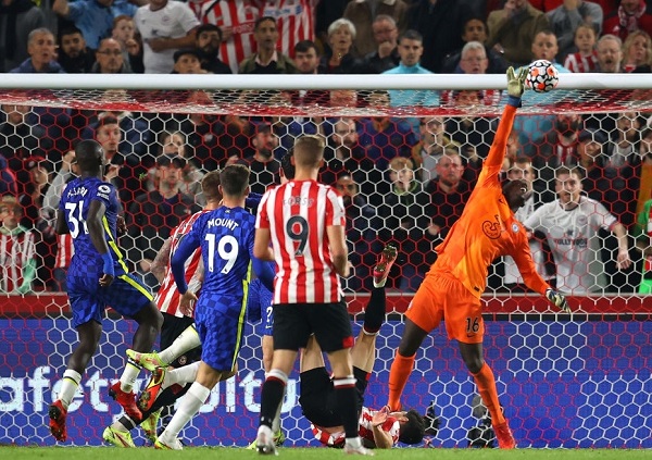 Brentford 0-1 Chelsea: Quái vật trong khung gỗ - Ảnh 3.