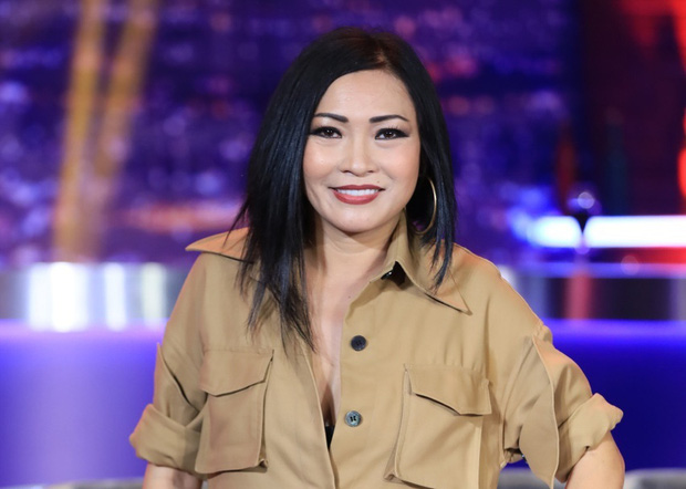 Phương Thanh úp mở: Showbiz chuẩn bị tinh thần, lên đèn, lên đồ sáng trưng luôn nhé - Ảnh 4.