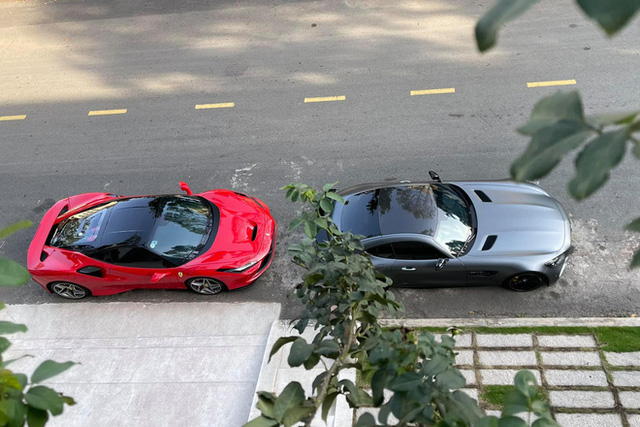 Nguyễn Quốc Cường khoe Ferrari F8 Tributo trong tình trạng khiến dân tình ngỡ ngàng - Ảnh 4.