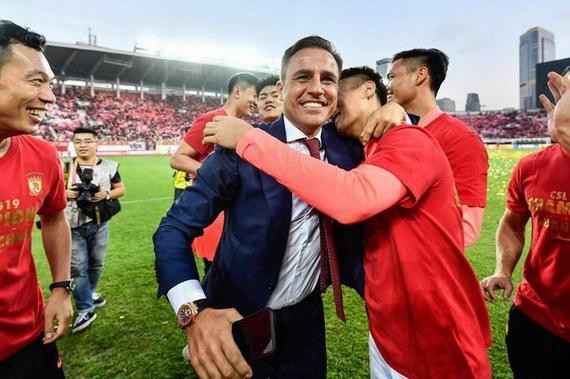 Fabio Cannavaro chê bóng đá Trung Quốc vội vàng, ảo tưởng - Ảnh 1.